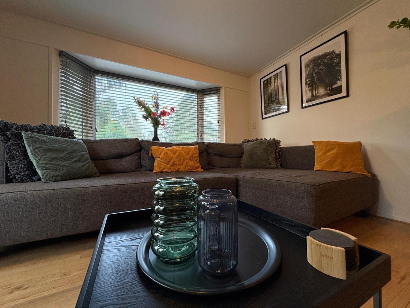 Heerlijk Chalet Midden In De Natuur Putten Luaran gambar